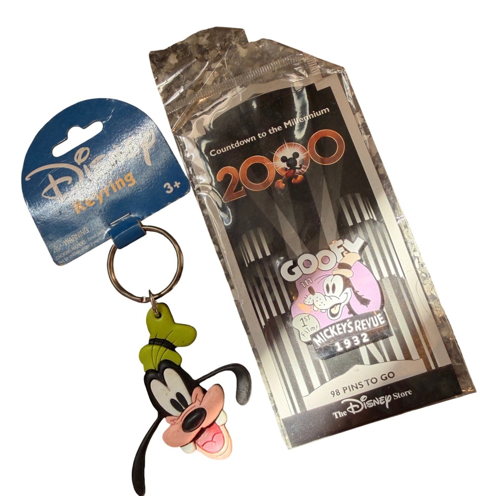 Disney Goofy Countdown to the Millennium 2000 Pin & Character Keychain Set